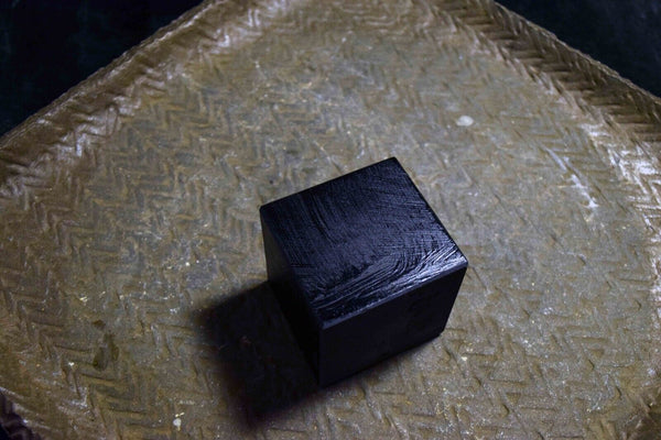Japanese Natural Whetstone Tsushima Black Nagura 299g from Nagasaki Pref. *F/S*