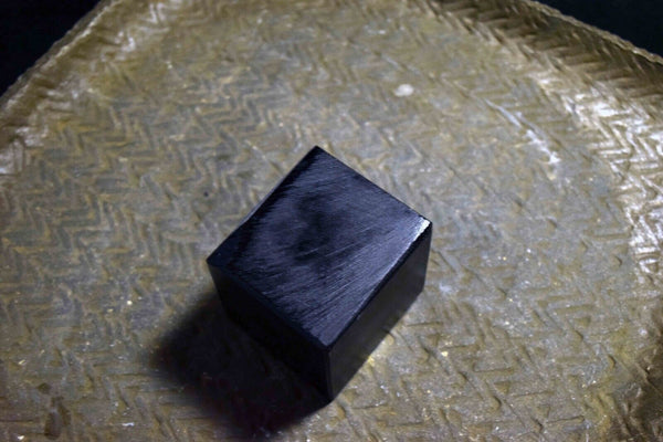 Japanese Natural Whetstone Tsushima Black Nagura 265g from Nagasaki Pref. *F/S*