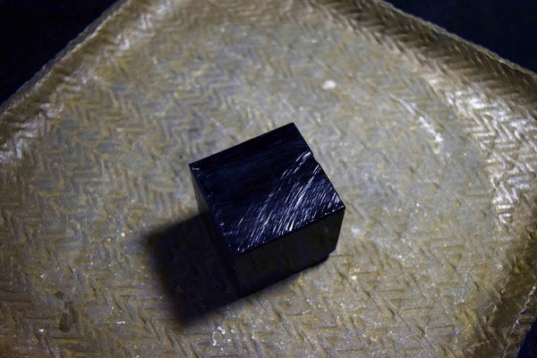 Japanese Natural Whetstone Tsushima Black Nagura 260g from Nagasaki Pref. *F/S*