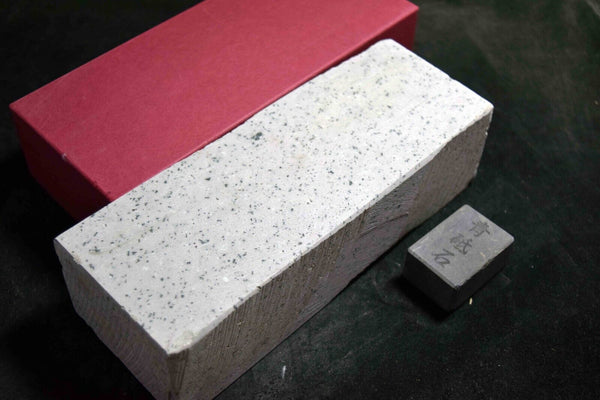 Japanese Natural Whetstone Tajima *Chunk* 2396g w/ Aoto Nagura Set from Japan