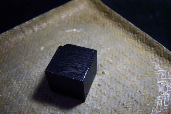 Japanese Natural Whetstone Tsushima Black Nagura 273g from Nagasaki Pref. *F/S*