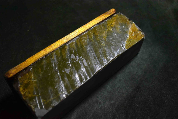 Japanese Natural Whetstone *Rare* Oizumi - to  ’Higashiyama' 1952g Tochigi Japan