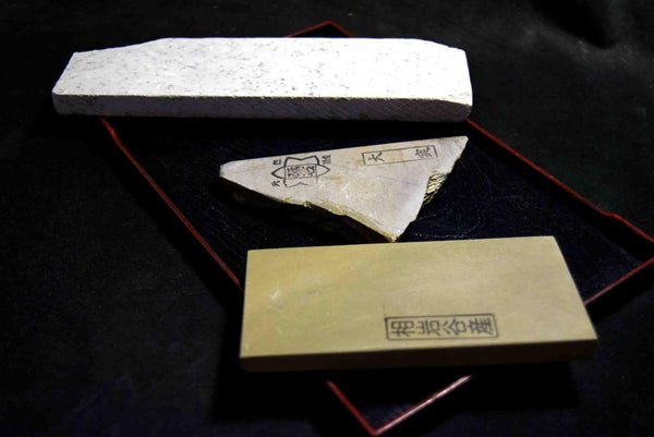 Japanese Natural Whetstone Palm Size stone 3 x Assort 805g for razors F/S TK153