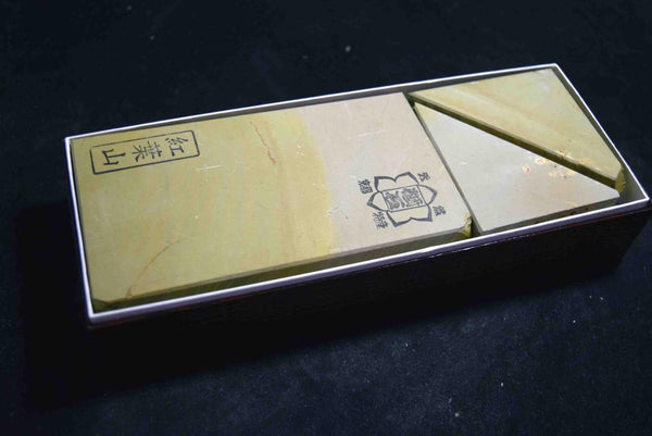 Japanese Natural Whetstone Momijiyama Tomae and Same Tomo Nagura Set 1353g *F/S★