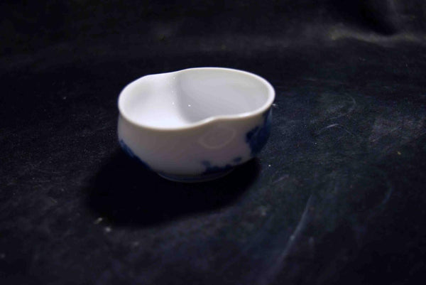 Japanese Arita Sauce / dressing pitcher porcelain katakuchi 143★