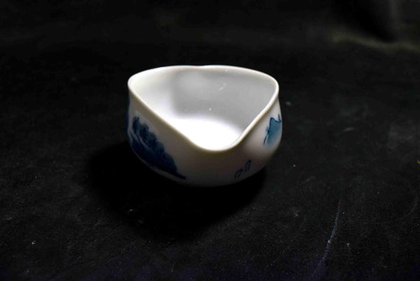 Japanese Arita Sauce / dressing pitcher porcelain katakuchi 143★