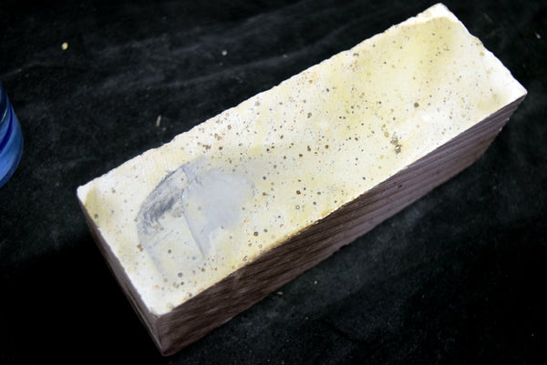 ●*Rare!* Japanese Natural Whetstone Numata-to *Chunk* 2150g Grit 1500+ Gunma 5.16