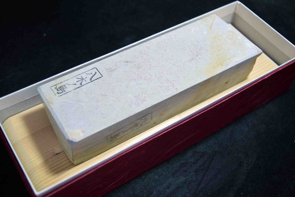 ●Japanese Natural Whetstone *Rare* Yaginoshima Renge Suita 682g from Kyoto 4.19