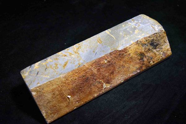 ●Japanese Natural Whetstone *Rare* Yaginoshima Renge Suita 682g from Kyoto 4.19