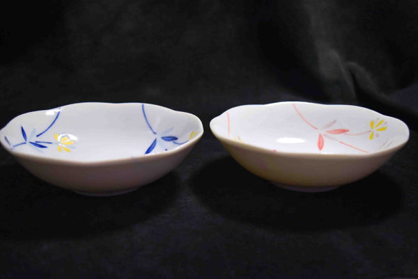 ●TACHIKICHI Japanese Small Bowl Set of 2 Floral Pattern Porcelain Bowls w/ Box 154- 5.18