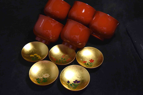 ●Japanese Yamanaka Lacquerware Soup Bowl Set 5pc Red Gold Floral Lids 167- 5.18