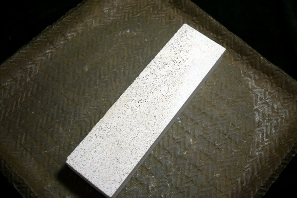 ●Japanese Natural Whetstone Shiro Amakusa 558g - Grit 2000 from Kumamoto F/S 5.16