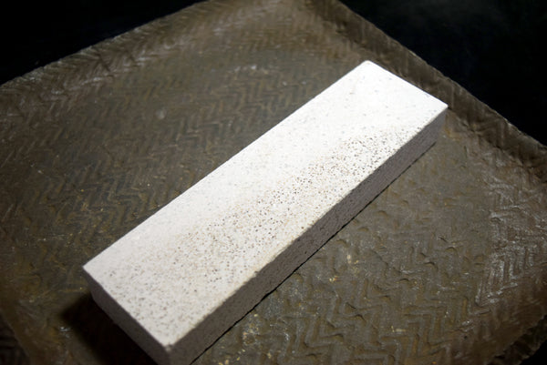 ●Japanese Natural Whetstone Shiro Amakusa 558g - Grit 2000 from Kumamoto F/S 5.16