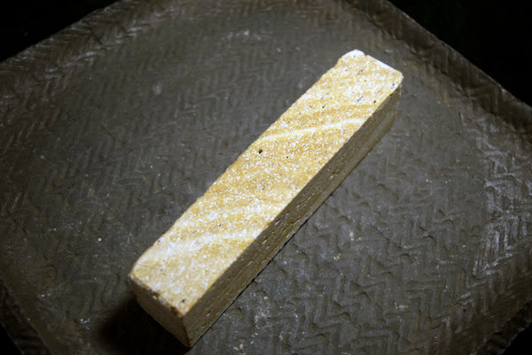 ●Japanese Natural Whetstone Natsuya-to Grit 800 404g from Iwate Pref. Japan F/S 5.16