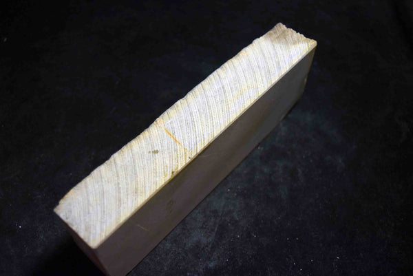 ●Japanese Natural Whetstone Nakayama Kurumaguchi Lv.4.5- 817g from Japan 5.10