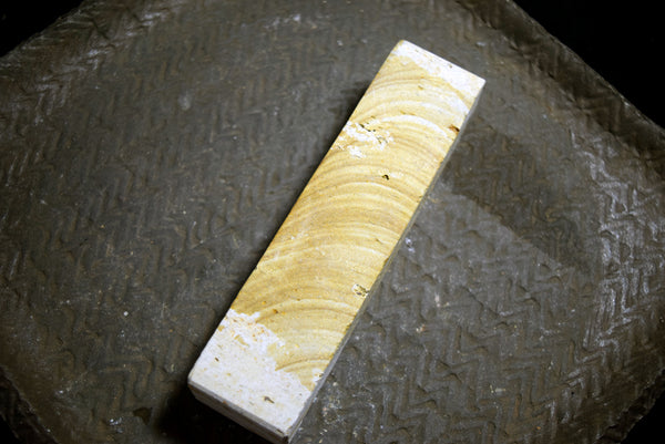 ●Japanese Natural Whetstone Natsuya-to Grit 1000 417g from Iwate Pref. Japan F/S 5.16