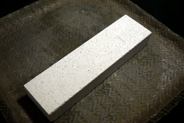 ●Japanese Natural Whetstone Shiro Amakusa 553g - Grit 2000 from Kumamoto F/S 5.16