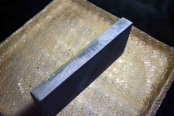 ●Japanese Natural Whetstone *Finer* Tsushima Black 600g Nagasaki Pref. 5.10
