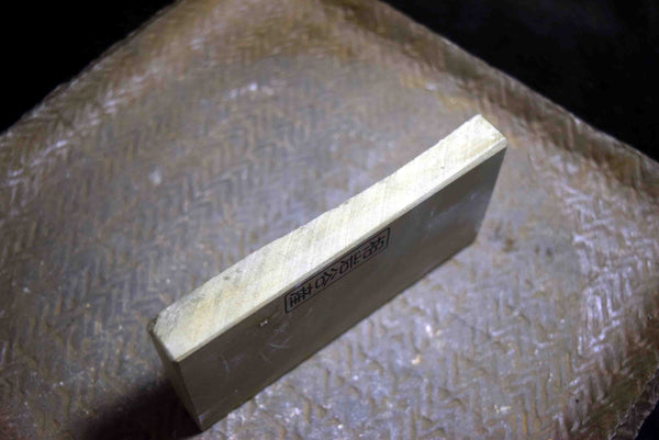 ●Japanese Natural Whetstone Shohonyama Aiiwatani Namito 317g Lv.4.5- from Japan 5.10