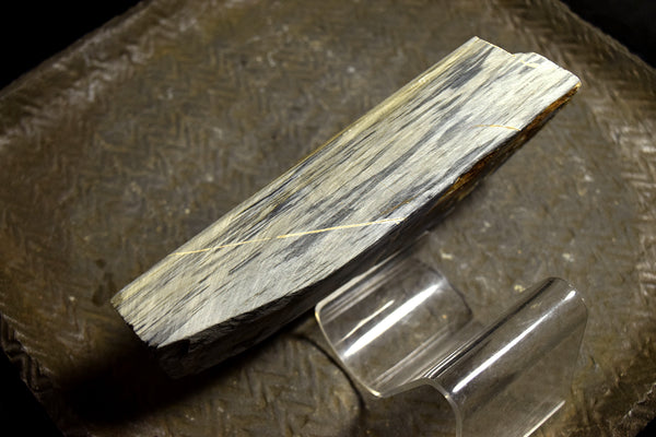 ●Japanese Natural Whetstone Shohonyama Aiiwatani Karasu 706g from Kyoto 6.06