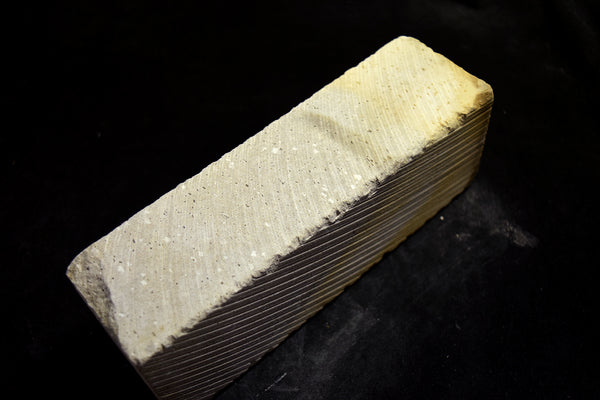 ●Japanese Natural Whetstone Natsuya- Ebisu - to Grit 2000- 2300g Iwate Pref. 6.06