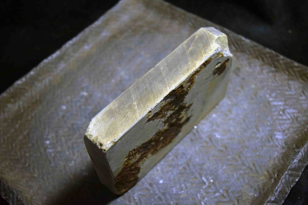 ●Japanese Natural Whetstone *Rare* Shobudani ’Gosenryo' Asagi 678g Dai Gokujo  5.30