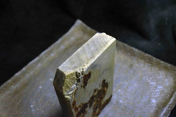 ●Japanese Natural Whetstone *Rare* Shobudani ’Gosenryo' Asagi 678g Dai Gokujo  5.30