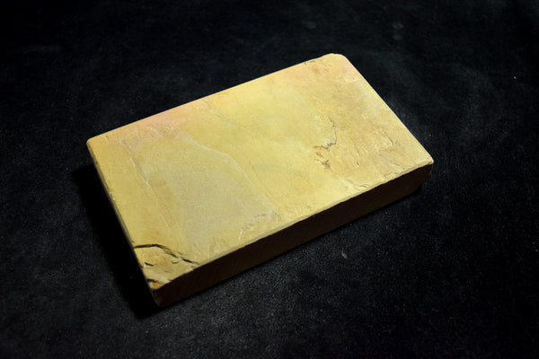 ●Japanese Natural Whetstone *Rare* Shobudani ’Gosenryo' Iromono Aisa 561g  6.13