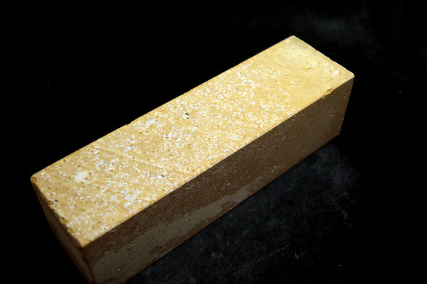 ●Japanese Natural Whetstone Natsuya-to Grit 800 1792g from Iwate Pref. Japan 6.13
