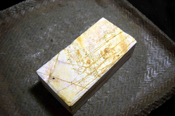 ●Japanese Natural Whetstone *Rare* Small Yaginoshima Renge Suita 621g from Kyoto 6.27