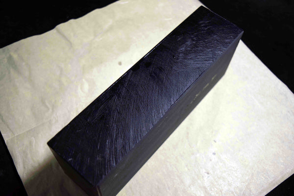 ●Japanese Natural Whetstone Tsushima Black 30'Size+ *Chunk* 2179g Nagasaki Pref.7.18