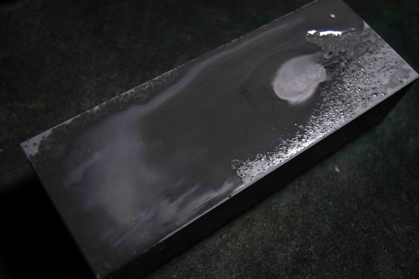 ●Japanese Natural Whetstone Tsushima Black 30'Size+ *Chunk* 2121g Nagasaki Pref.7.24
