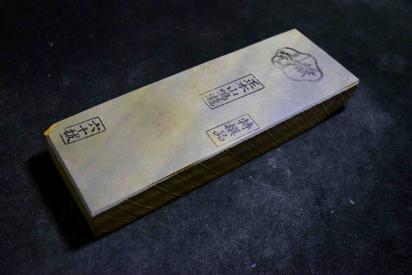 ●Japanese Natural Whetstone *Vintage* Hard Narutaki Namito 60' Size 910g from Kyoto 7.24