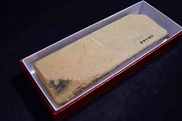 ●Japanese Natural Whetstone Soft Umajiyama *Vintage Akapin 582g Kyoto 7.24