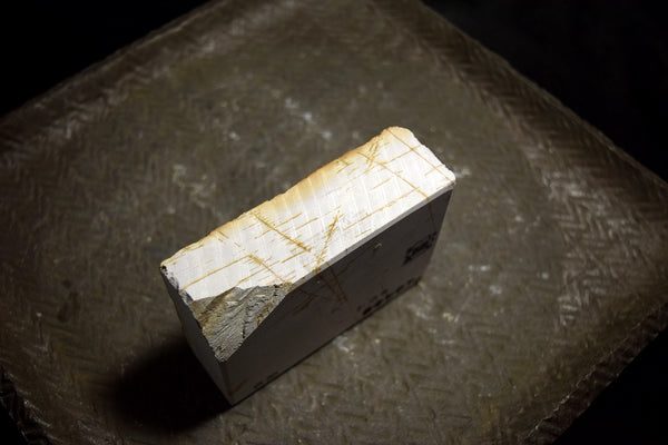 ●Japanese Natural Whetstone Hideriyama Shiro (White) Suita 455g from Kyoto 7.11