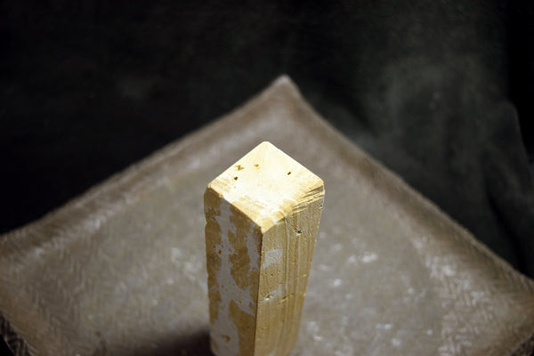 ●Japanese Natural Whetstone Natsuya-to Grit 1000 428g from Iwate Pref. Japan F/S 7.11