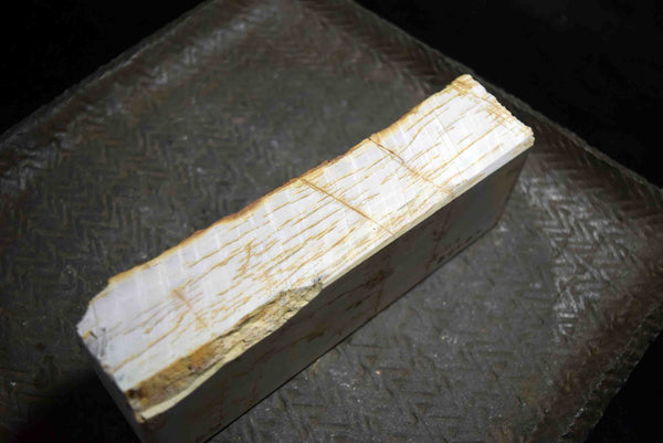 ●Japanese Natural Whetstone Hideriyama Shiro (White) Suita 871g from Kyoto 7.24
