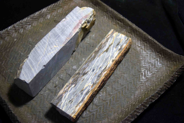●Japanese Natural Whetstone Small San Shape Mizukihara Renge Suita & Aiiwatani Karasu Set 1022g 8.01