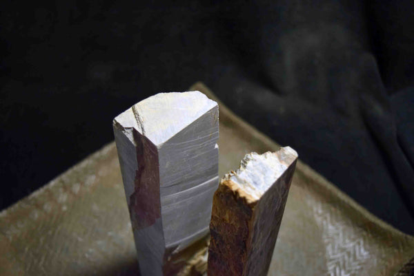 ●Japanese Natural Whetstone Small San Shape Mizukihara Renge Suita & Aiiwatani Karasu Set 1022g 8.01
