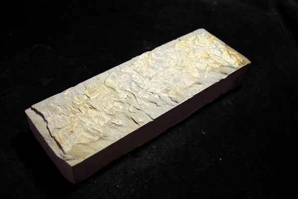 ●Japanese Natural Whetstone Ohira *Uchigumori* Haze Renge 994g  Kyoto 8.01