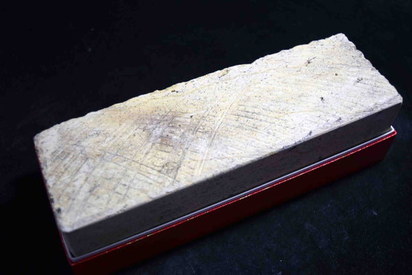 ●Japanese Natural Whetstone *Vintage* Binsui 1810g - Grit 2000＋ from Kumamoto pref. Japan 7.18
