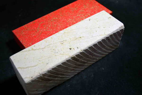 ●Japanese Natural Whetstone *Vintage* Binsui 1784g - Grit 2000 from Kumamoto pref. Japan 7.18