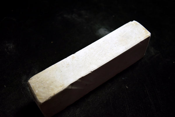 ●Japanese Natural Whetstone *Rare* Tozawa - to  452g from Gunma Pref. Japan F/S 8.01
