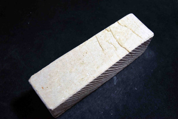 ●Japanese Natural Whetstone *Vintage* Amakusa 1911g - Grit 2000+ from Kumamoto pref. Japan 7.18