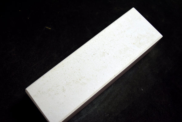 Japanese Natural Whetstone Shiro Amakusa 2212g - Grit 3000 *Johaku* Kumamoto 8.01
