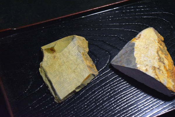 ●Japanese Natural Whetstone Mizukihara *Uchigumori* Haze 130g Kyoto Japan 8.09