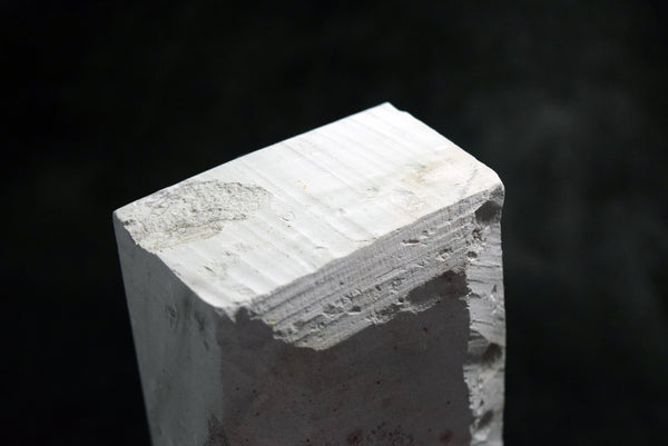 ●Japanese Natural Whetstone Igarashi - to Grit 2000+ 1974g from Niigata Pref. 8.09