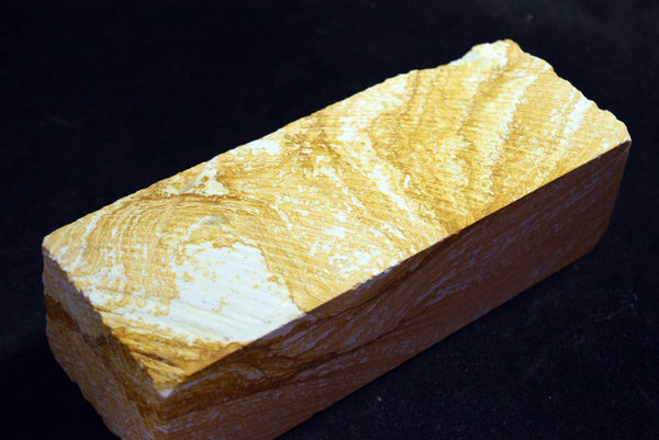 ●Japanese Natural Whetstone Natsuya-to Grit 1500 2538g from Iwate Pref. Japan 8.08