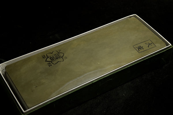 ●Japanese Natural Whetstone Ozuku Tomae 30' Size 1168g Lv4.5+ from Kyoto 8.15