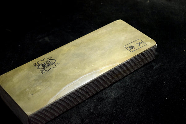 ●Japanese Natural Whetstone Ozuku Tomae 30' Size 1168g Lv4.5+ from Kyoto 8.15